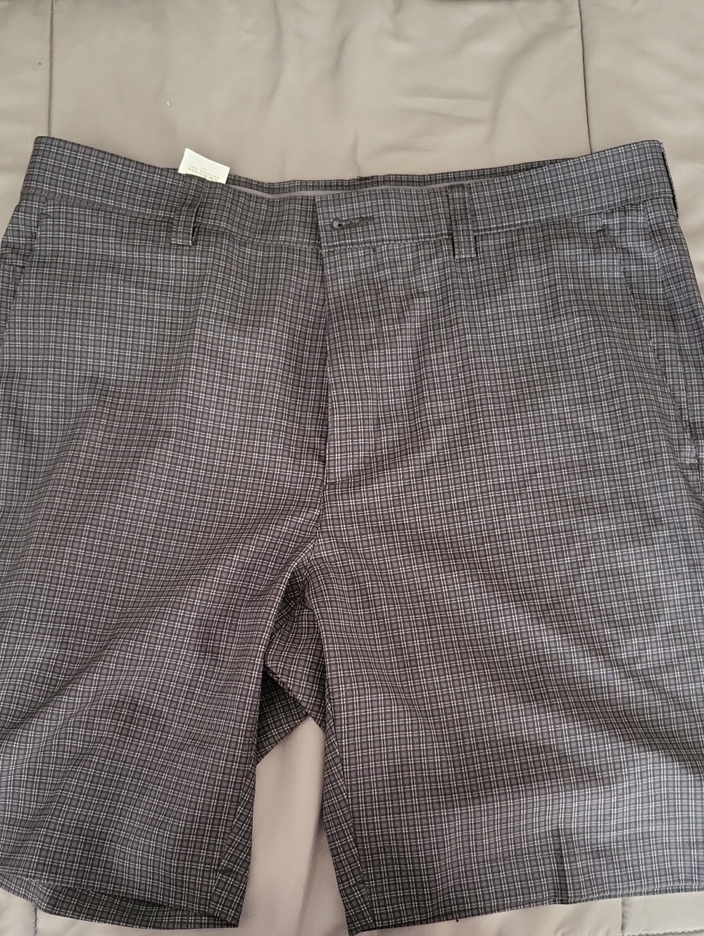 PGA Tour Men's Charcoal Plaid Performance Golf Shorts